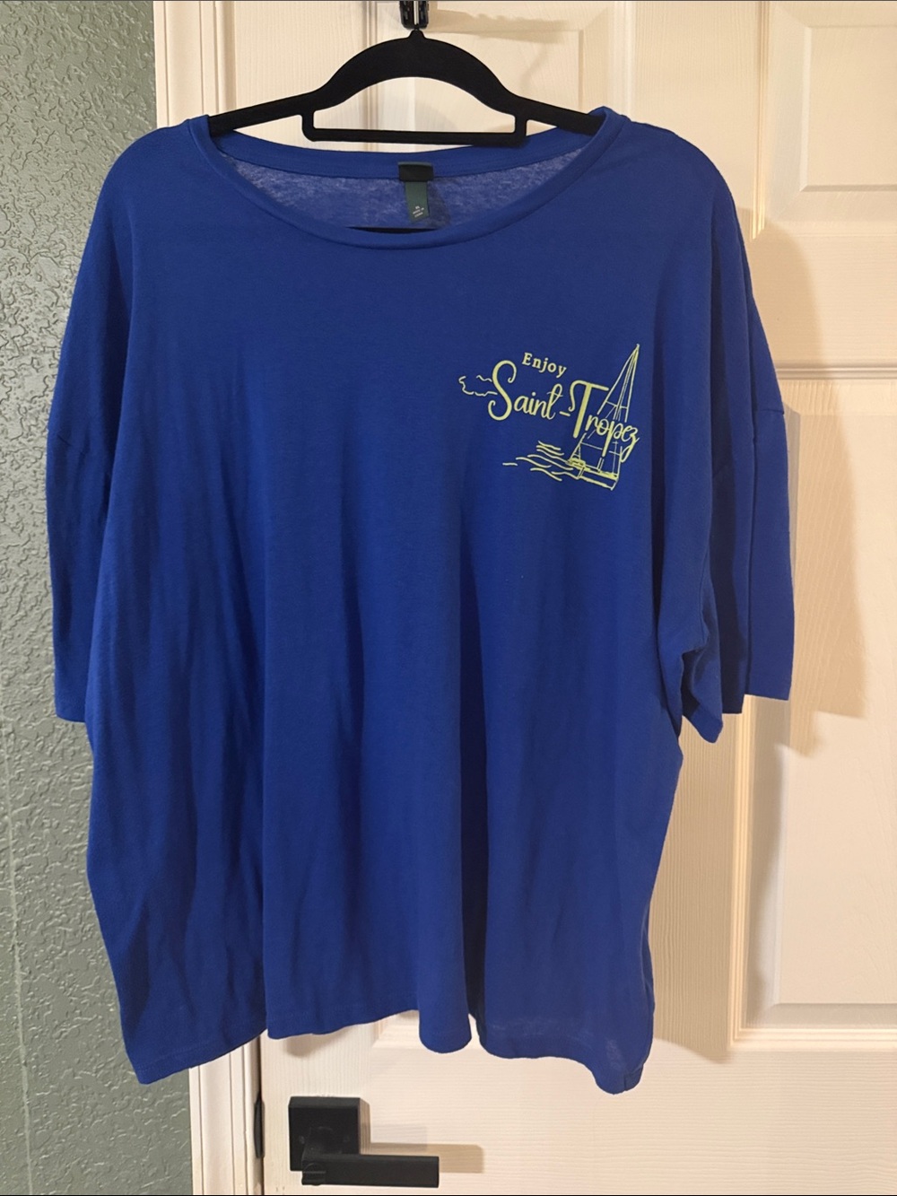 wild fable Blue Short Sleeve Tee with Sailboat Graphic